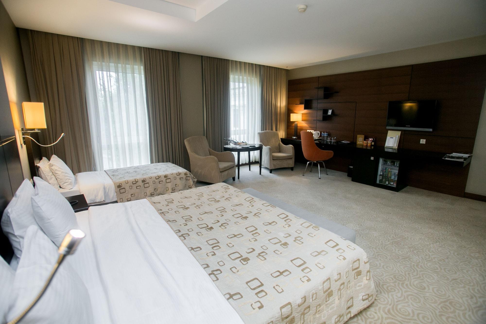 Point Hotel Baky Esterno foto