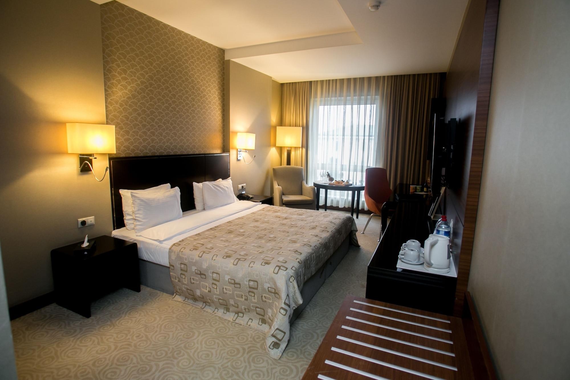Point Hotel Baky Esterno foto